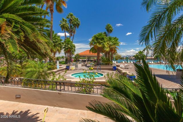 1522 E BEACON Drive, Gilbert, AZ 85234