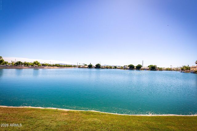 1522 E BEACON Drive, Gilbert, AZ 85234