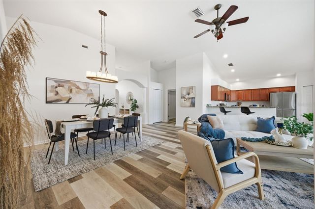 22521 MAGNOLIA TRACE BOULEVARD, Lutz, FL 33549