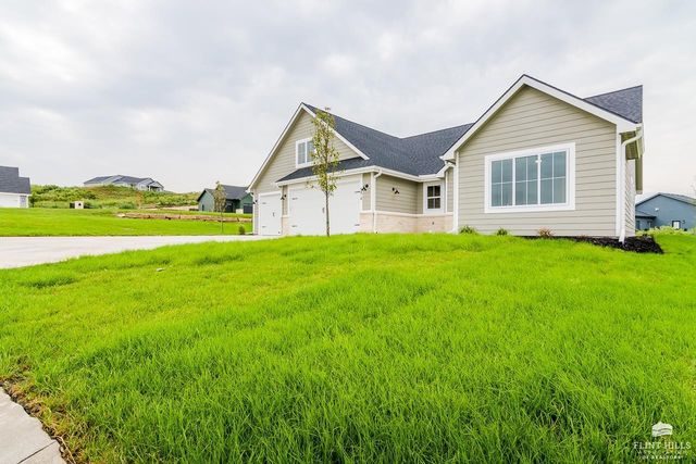 5414 Nicklaus Circle, Manhattan, KS 66503