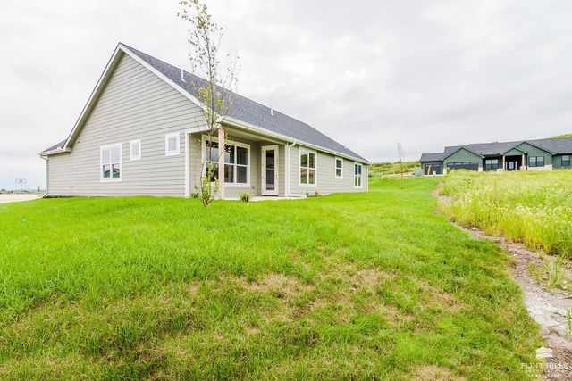 5414 Nicklaus Circle, Manhattan, KS 66503