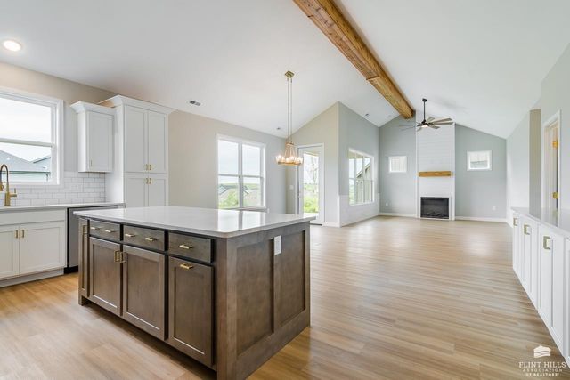 5414 Nicklaus Circle, Manhattan, KS 66503