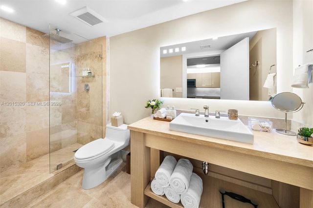 2301 Collins Avenue 1129, Miami Beach, FL 33139