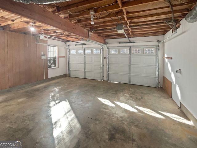 1800 Welmington Way, Peachtree City, GA 30269