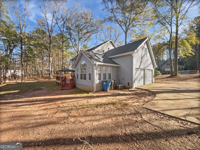 1800 Welmington Way, Peachtree City, GA 30269