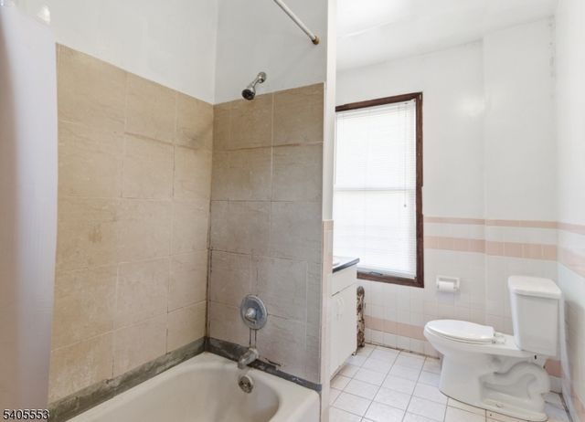 197 16Th Ave, Paterson City, NJ 07501