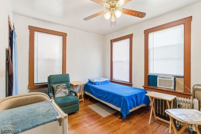 197 16Th Ave, Paterson City, NJ 07501