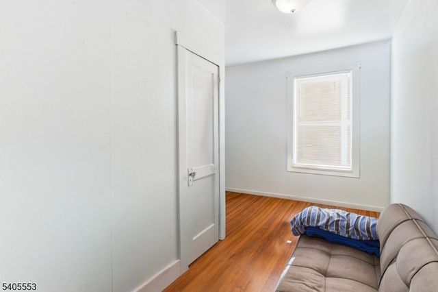 197 16Th Ave, Paterson City, NJ 07501