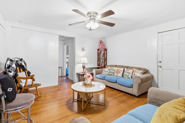 197 16Th Ave, Paterson City, NJ 07501