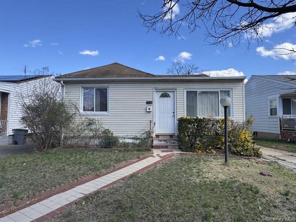 12137 237th Street, Rosedale, NY 11422 — exterior