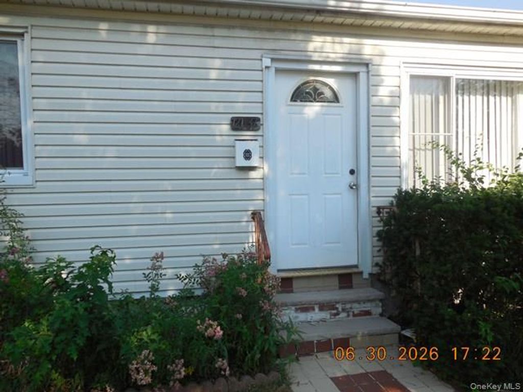 12137 237th Street, Rosedale, NY 11422 — photo 4