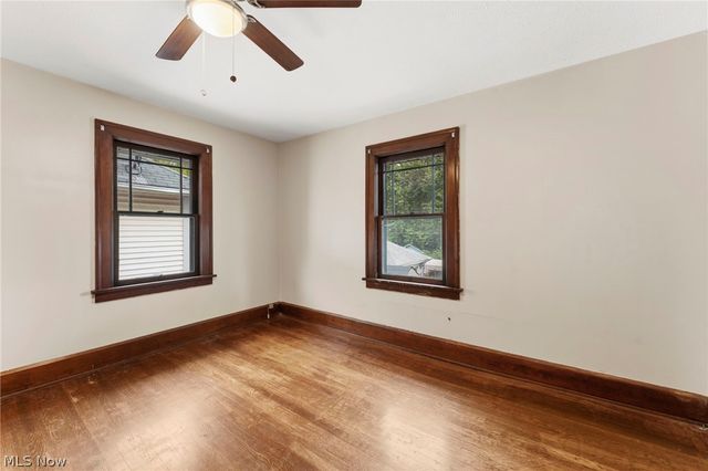 113 Longford Avenue, Elyria, OH 44035