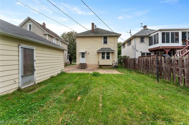 113 Longford Avenue, Elyria, OH 44035