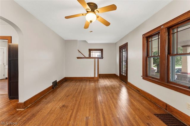 113 Longford Avenue, Elyria, OH 44035