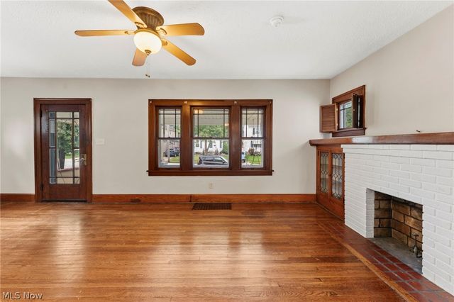 113 Longford Avenue, Elyria, OH 44035