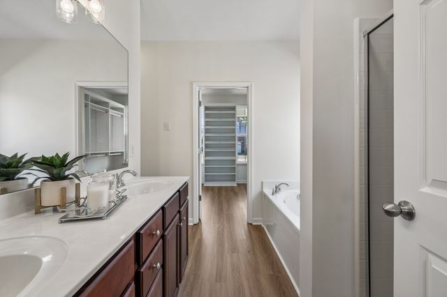 1430 Bridgecross Pkwy, Hermitage, TN 37076