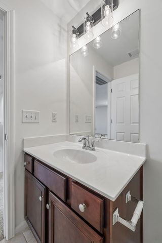 1430 Bridgecross Pkwy, Hermitage, TN 37076