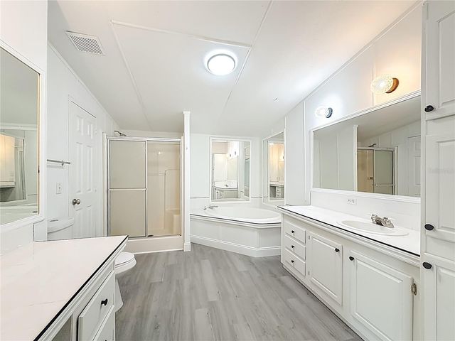 8331 COUNTY ROAD 109, Lady Lake, FL 32159