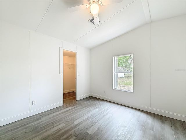 8331 COUNTY ROAD 109, Lady Lake, FL 32159