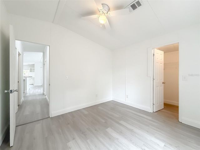 8331 COUNTY ROAD 109, Lady Lake, FL 32159