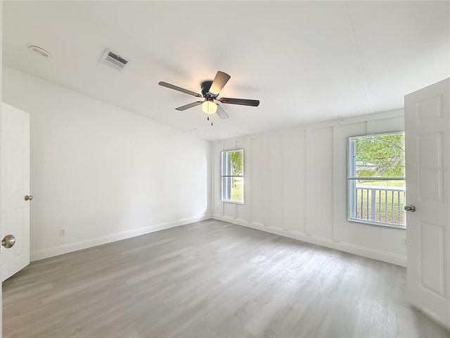 8331 COUNTY ROAD 109, Lady Lake, FL 32159