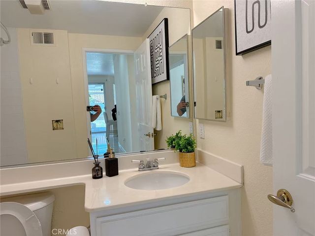3010 Pembroke, Corona, CA 92879
