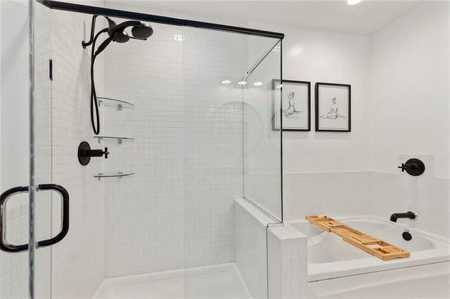 245 N Highland NE Avenue 323, Atlanta, GA 30307