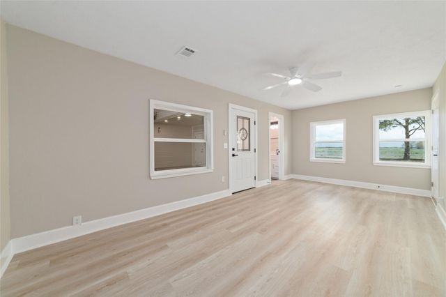 13431 Vrlla Road, Guy, TX 77444