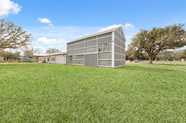 13431 Vrlla Road, Guy, TX 77444