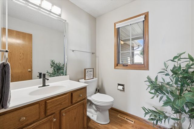 5138 Fillmore Court, Davenport, IA 52806