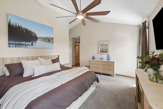 5138 Fillmore Court, Davenport, IA 52806