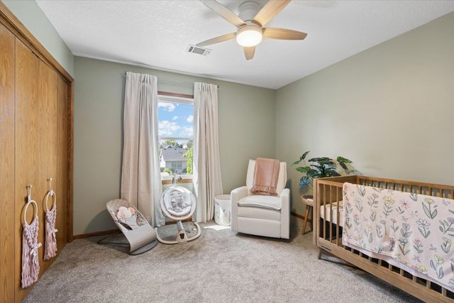 5138 Fillmore Court, Davenport, IA 52806