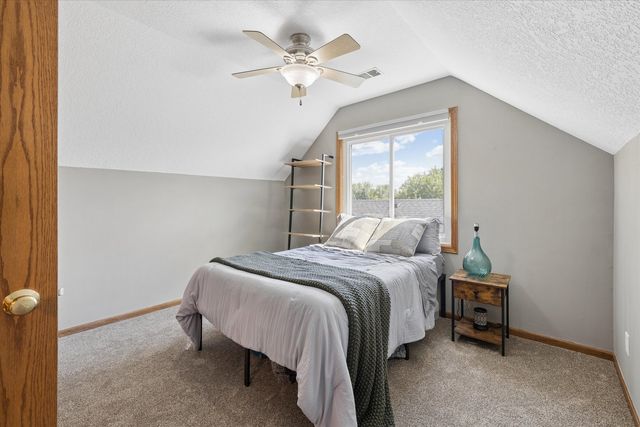 5138 Fillmore Court, Davenport, IA 52806