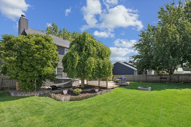 5138 Fillmore Court, Davenport, IA 52806