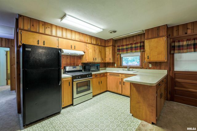 609 E WILLCOX Avenue, Peoria, IL 61603
