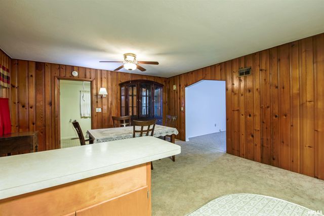609 E WILLCOX Avenue, Peoria, IL 61603