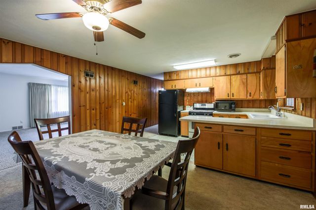 609 E WILLCOX Avenue, Peoria, IL 61603