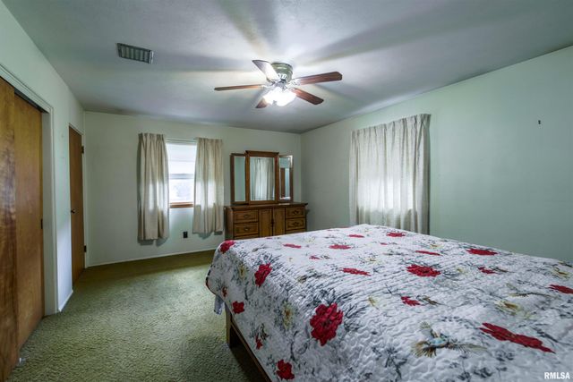 609 E WILLCOX Avenue, Peoria, IL 61603