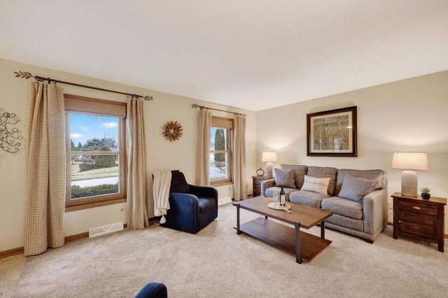 218 Cedar Drive, Oregon, WI 53575