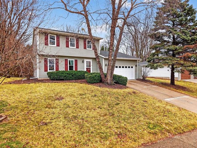 218 Cedar Drive, Oregon, WI 53575