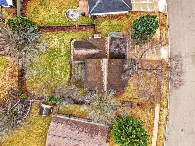 218 Cedar Drive, Oregon, WI 53575