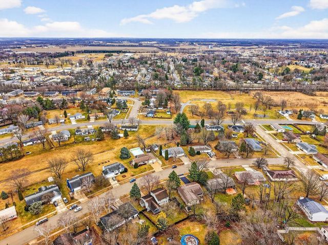 218 Cedar Drive, Oregon, WI 53575
