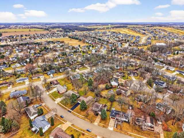 218 Cedar Drive, Oregon, WI 53575