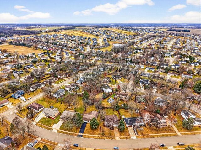 218 Cedar Drive, Oregon, WI 53575