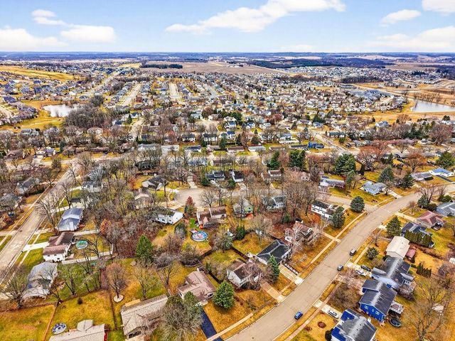 218 Cedar Drive, Oregon, WI 53575