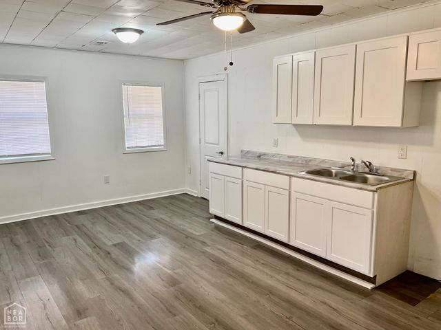 706 Warner Avenue, Jonesboro, AR 72401