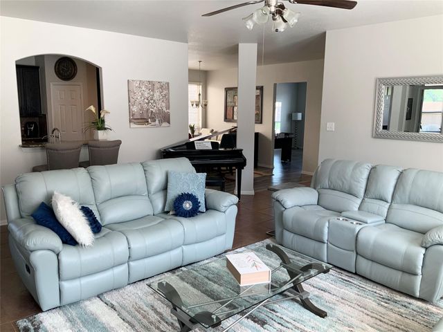 5446 Peppermint Lane, Baytown, TX 77521