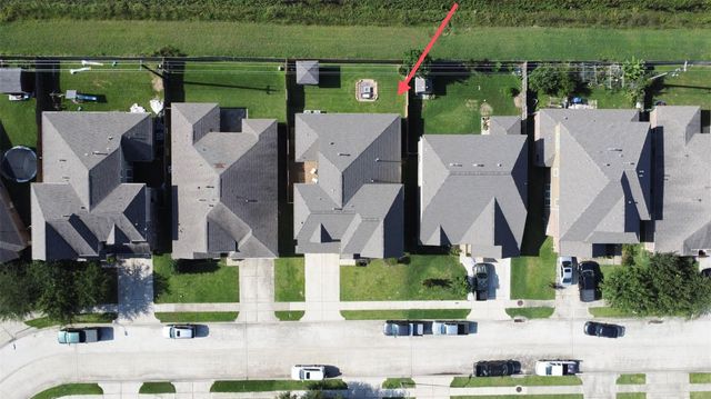 5446 Peppermint Lane, Baytown, TX 77521