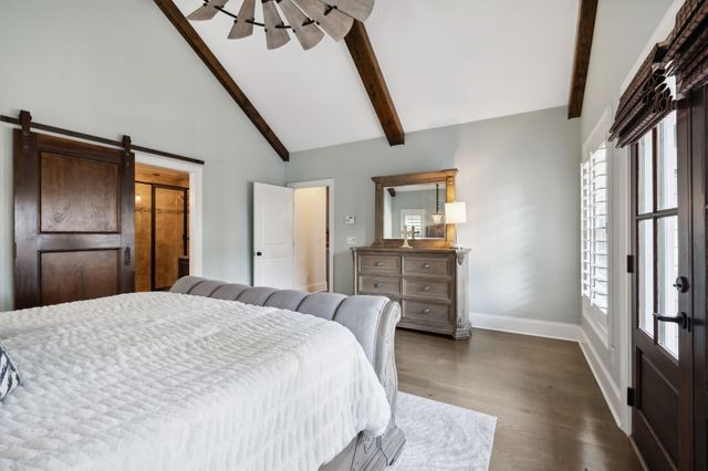 301 Anchor Ln, Old Hickory, TN 37138