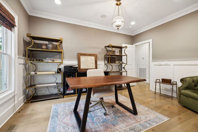 301 Anchor Ln, Old Hickory, TN 37138